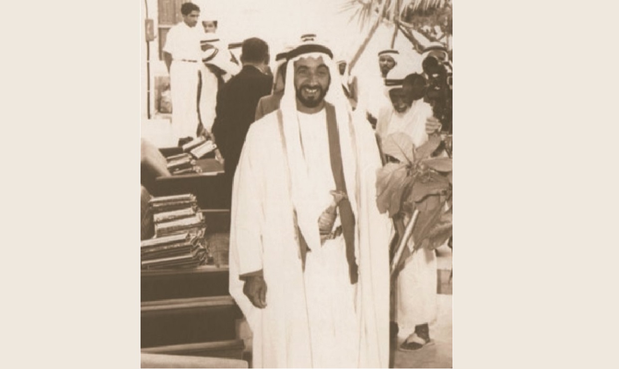 زايد مؤسس الإعلام الإماراتي