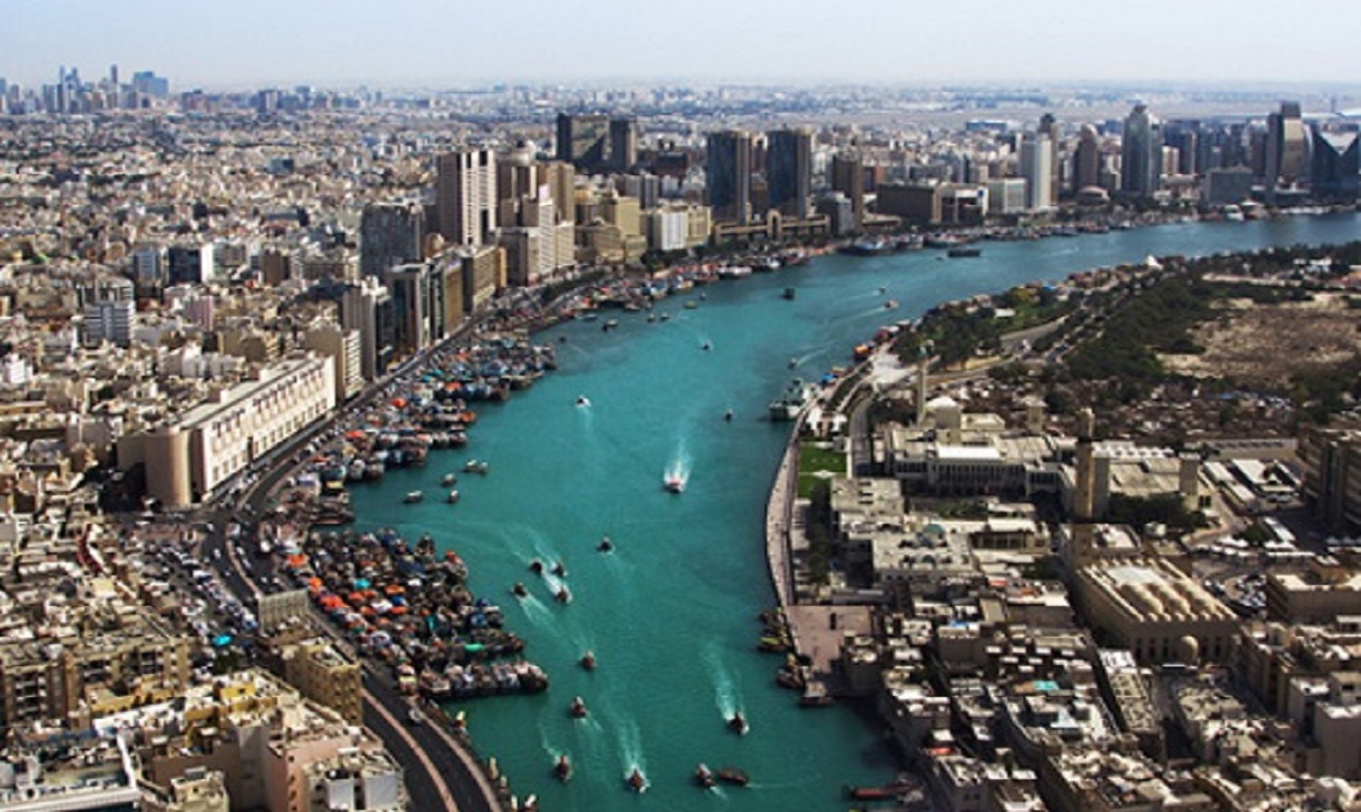 خور دبي مجرى التاريخ ومعبر المستقبل