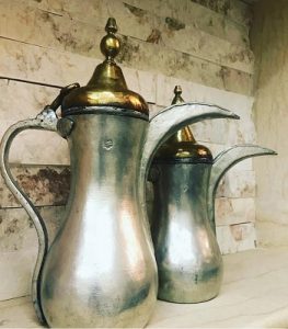 دلة حساوية بدون نقوش