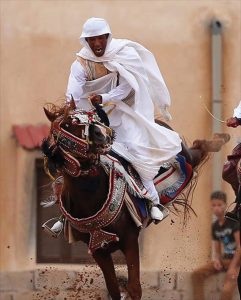 بعض المنافسات التراثية التي تمارس على الخيل