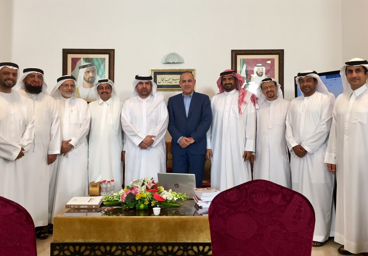 مؤيد الشيباني يحاضر عن القصيدة لإماراتية المغناة في مركز جمال بن حويرب للدراسات