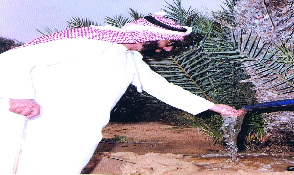 زايد يهتم بخزَّان ماء