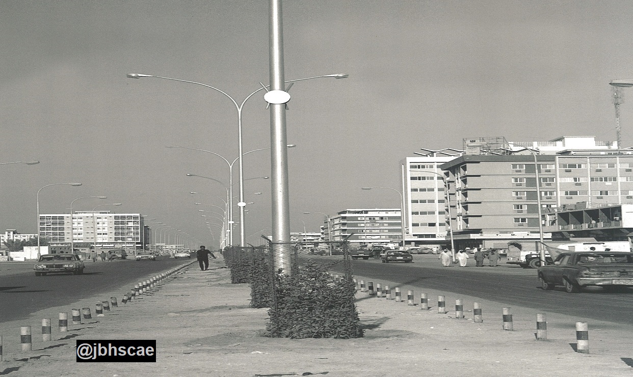 شارع الشيخ حمدان -أبوظبي 1970م