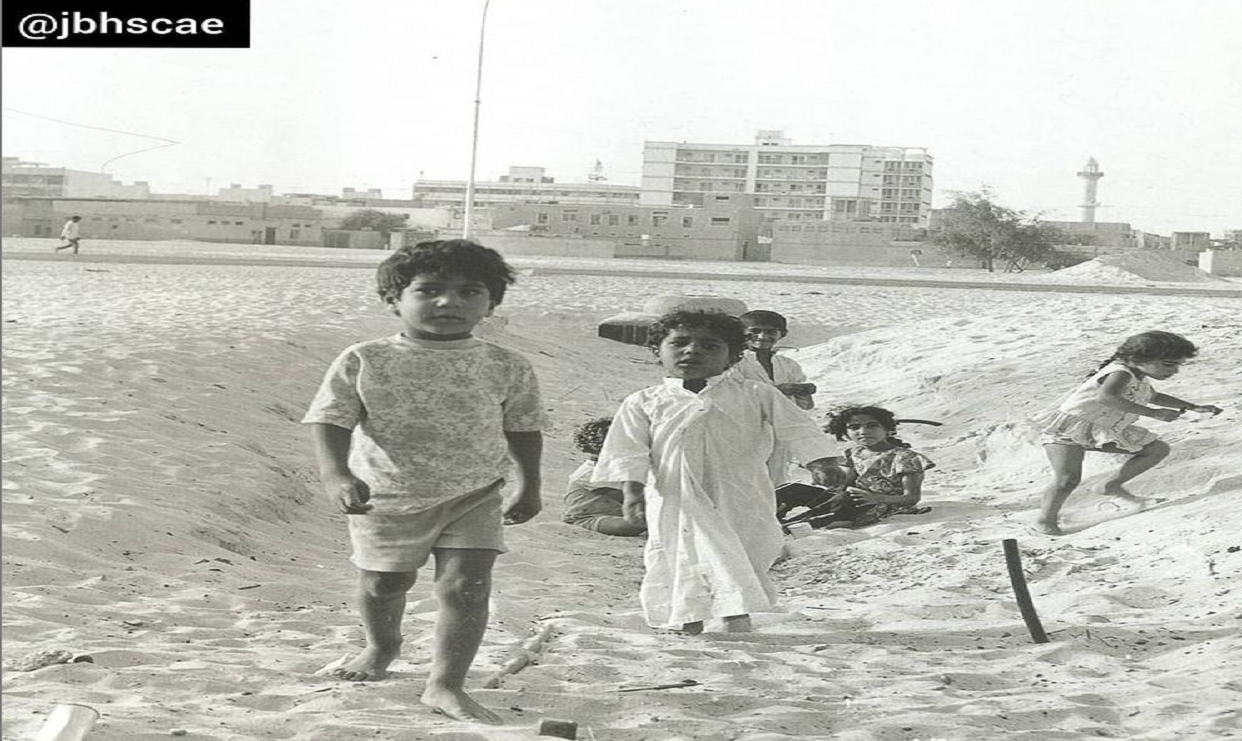 شارع الفلاح (طريق الجوازات قديما) في أبو ظبي عام 1972م